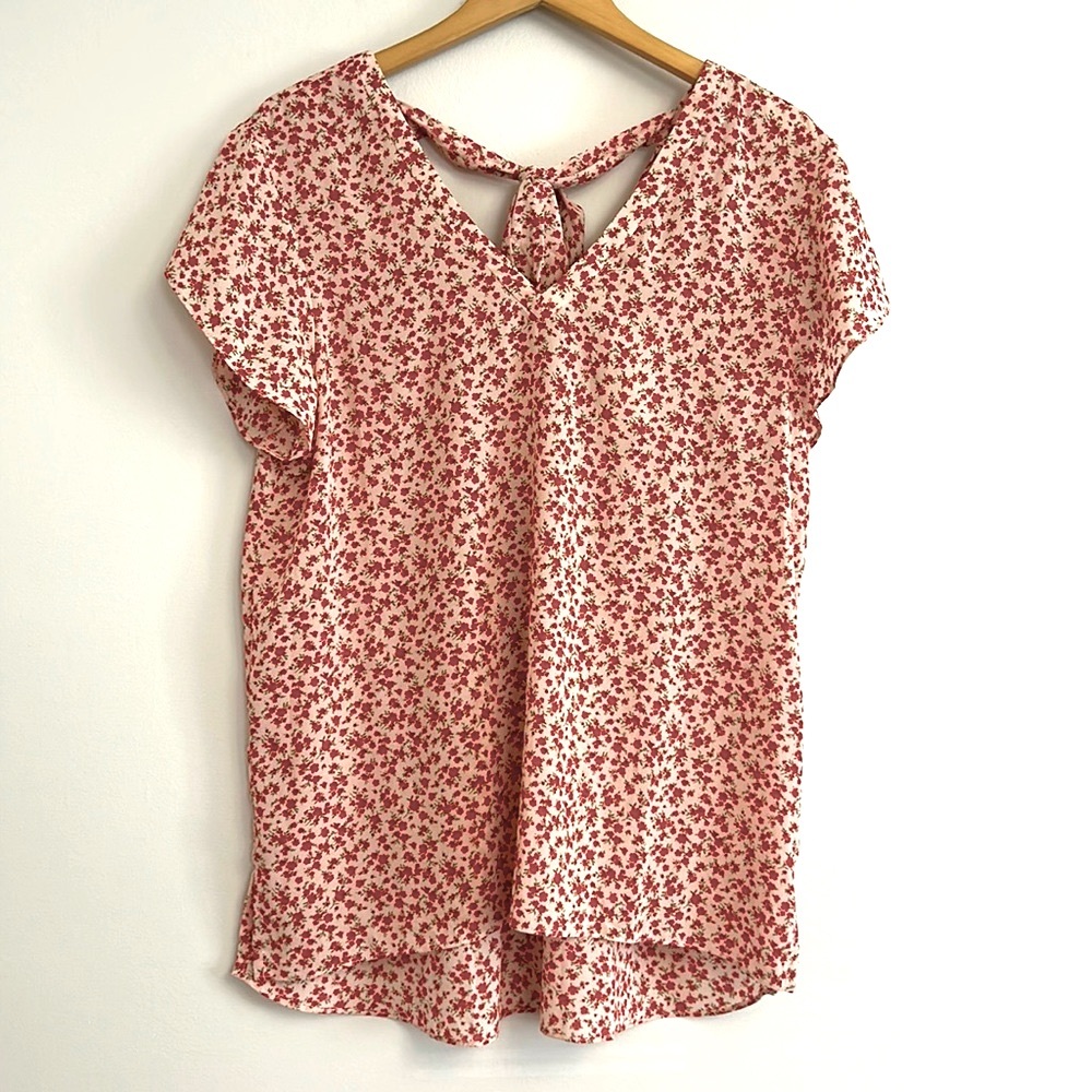 NWT Everleigh Floral Chiffon Blouse Top Women Size L
